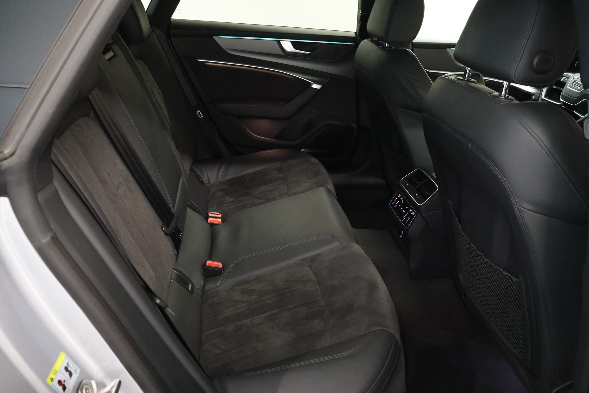 AUDI A7 Sportback 50 TDI quattro S-tronic-image-12