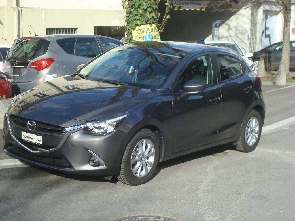 MAZDA 2 1.5 90 Ambition Plus-image-0