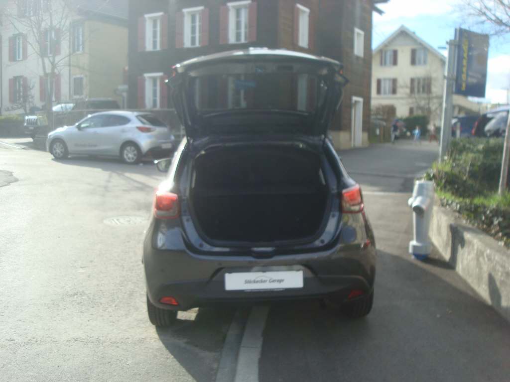 MAZDA 2 1.5 90 Ambition Plus-image-7