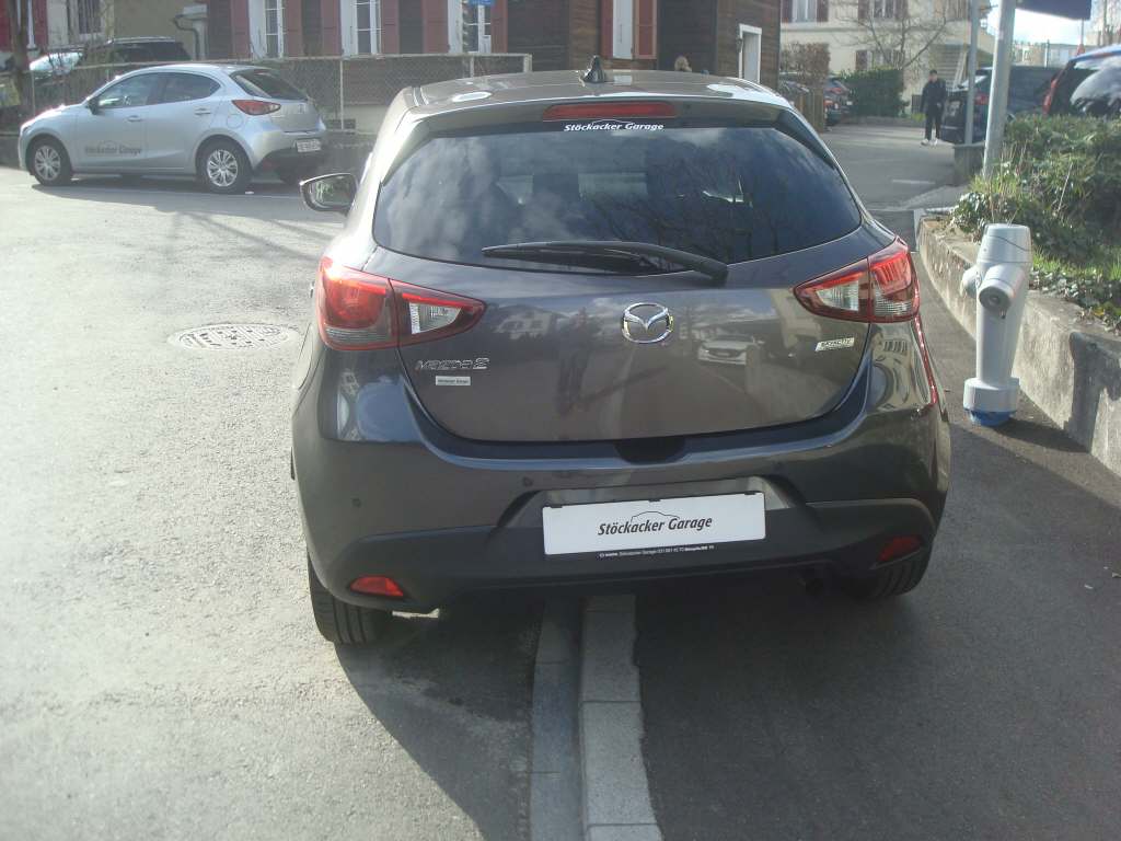 MAZDA 2 1.5 90 Ambition Plus-image-6