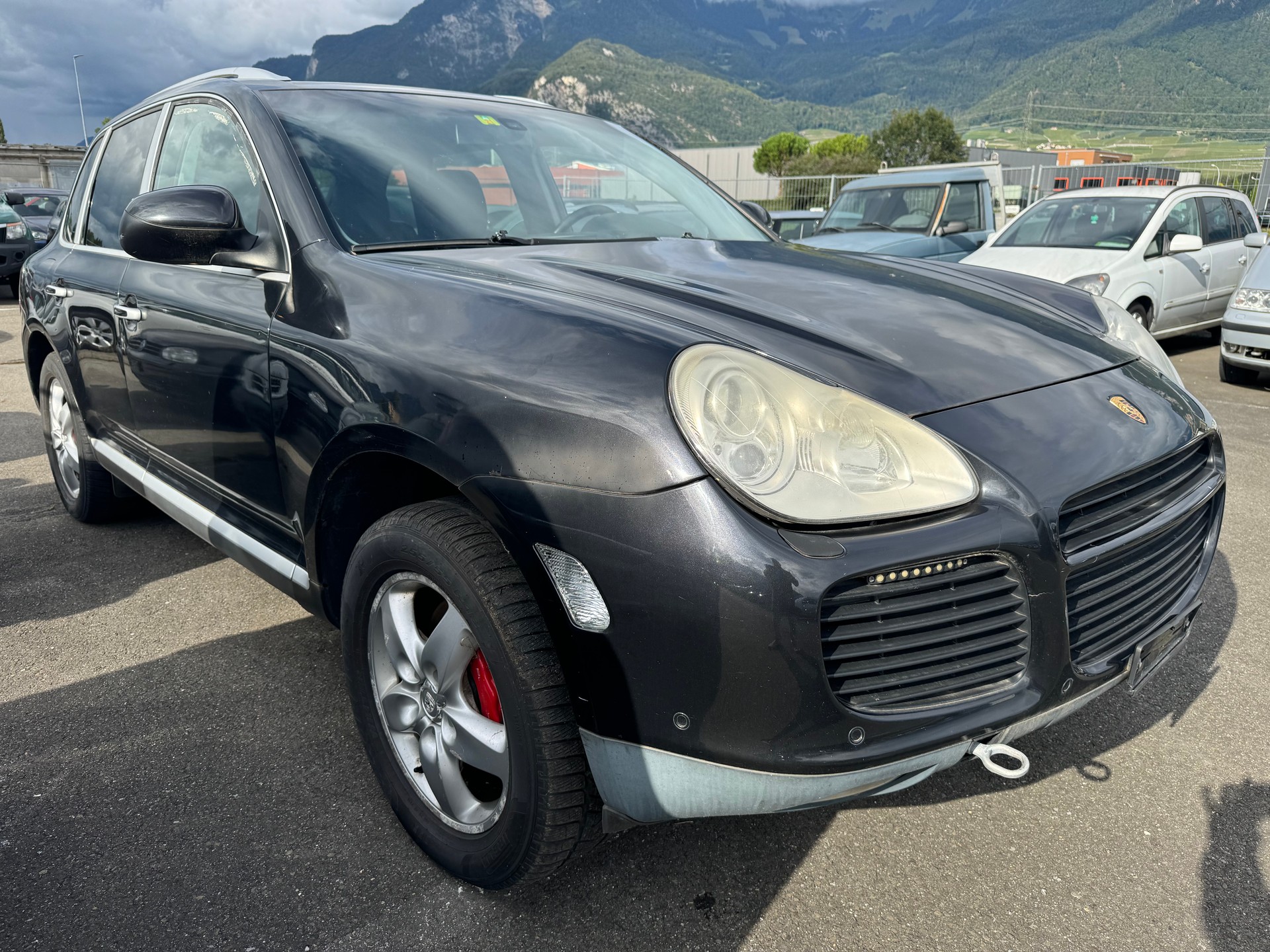 PORSCHE Cayenne Turbo-image-0