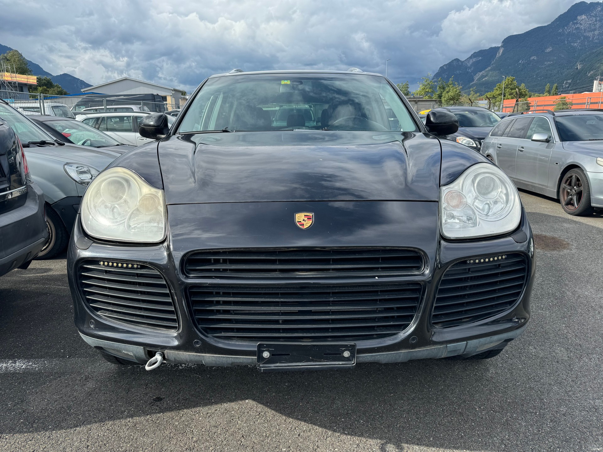 PORSCHE Cayenne Turbo-image-1