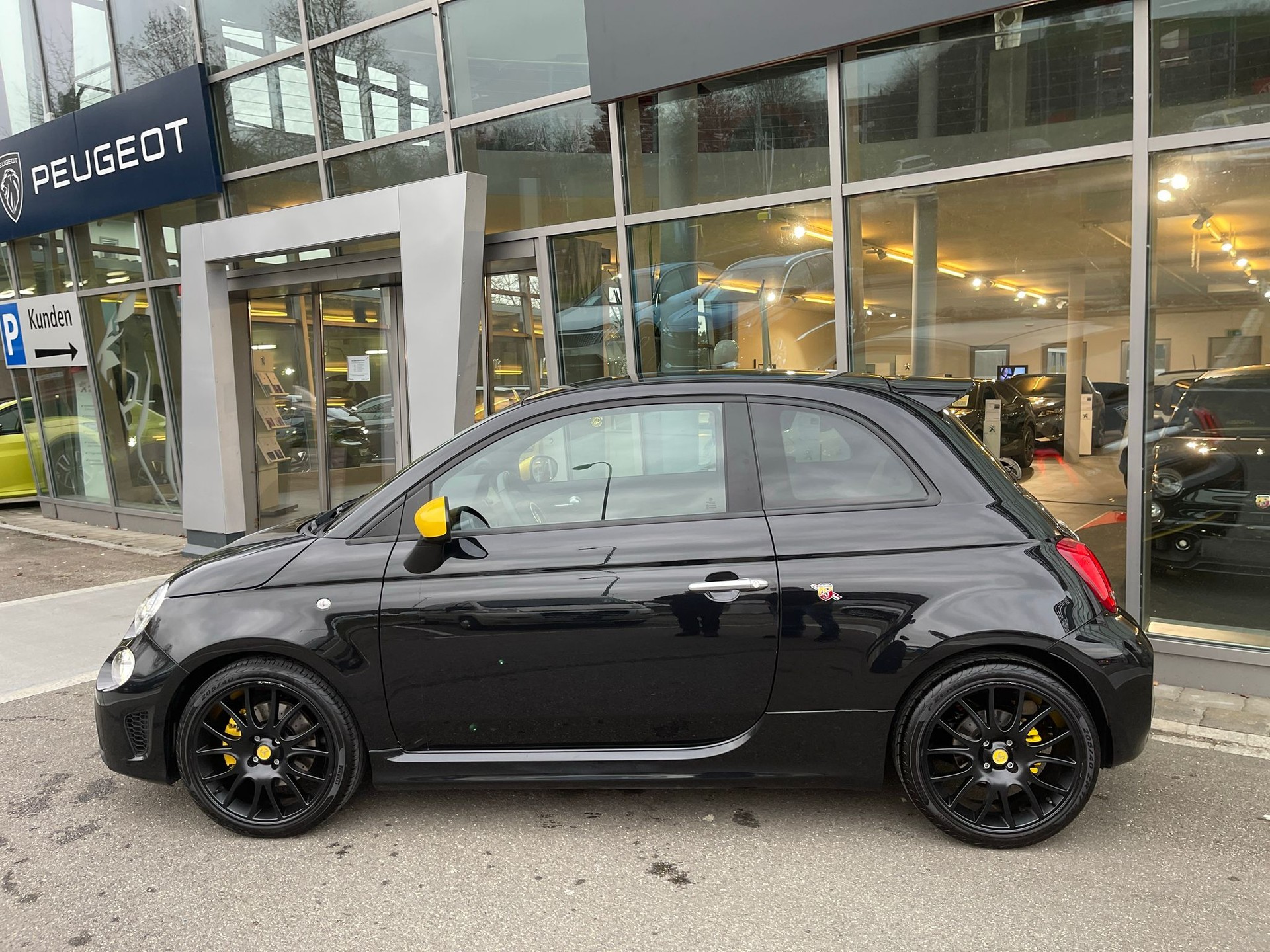 FIAT 595 1.4 16V Turbo Abarth 595 Premium-image-1