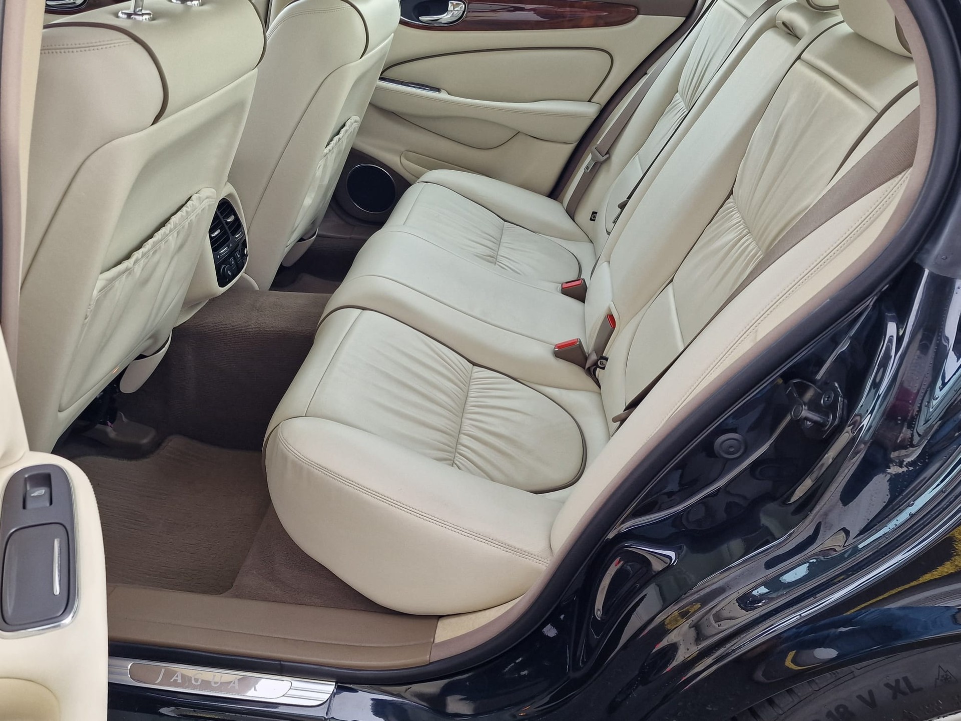 JAGUAR XJ8 3.5 V8 Classic-image-12