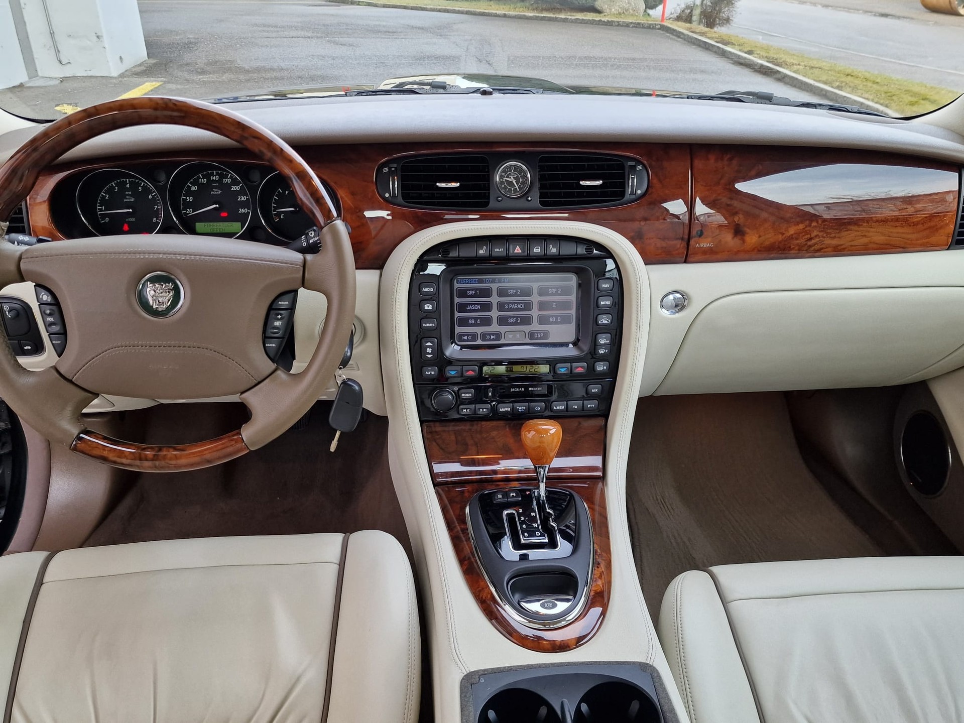 JAGUAR XJ8 3.5 V8 Classic-image-10