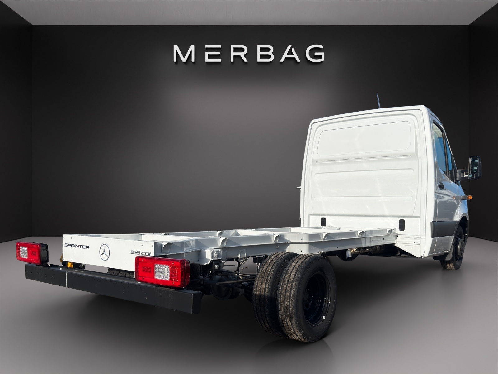 MERCEDES-BENZ Sprinter 519 CDI Lang 9G-TRONIC-image-1