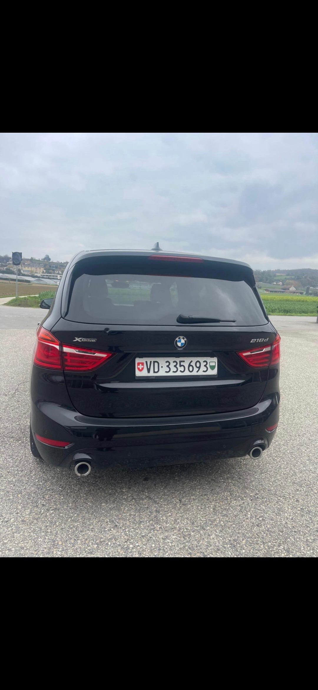BMW 218d xDrive Gran Tourer Steptronic-image-1