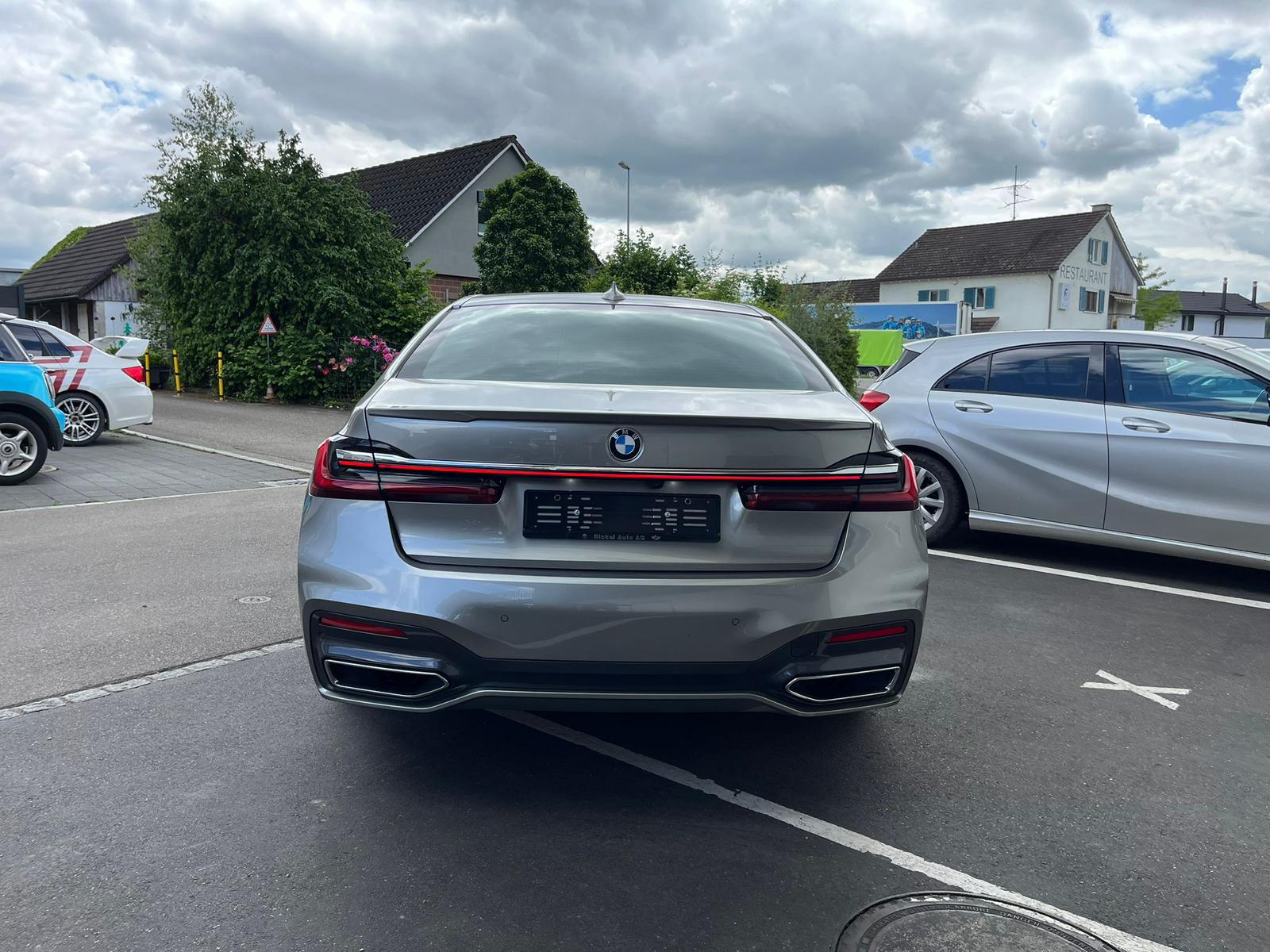 BMW 730d xDrive Steptronic-image-3