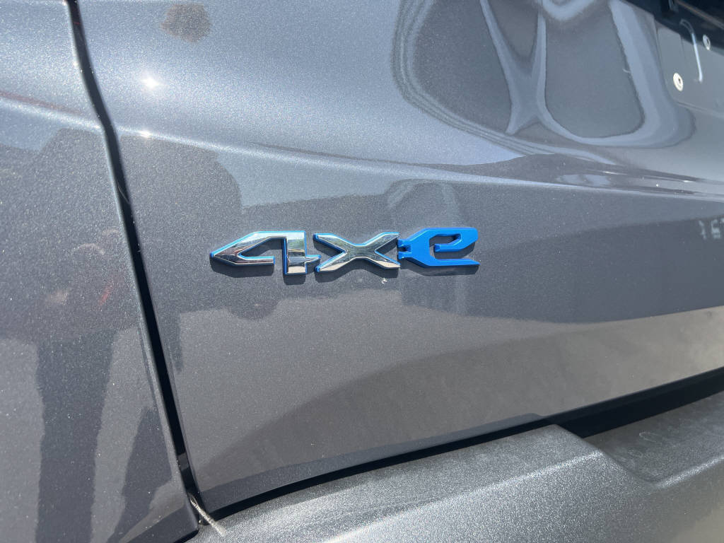 JEEP Renegade 1.3 Summit 190PS 4xe-image-13
