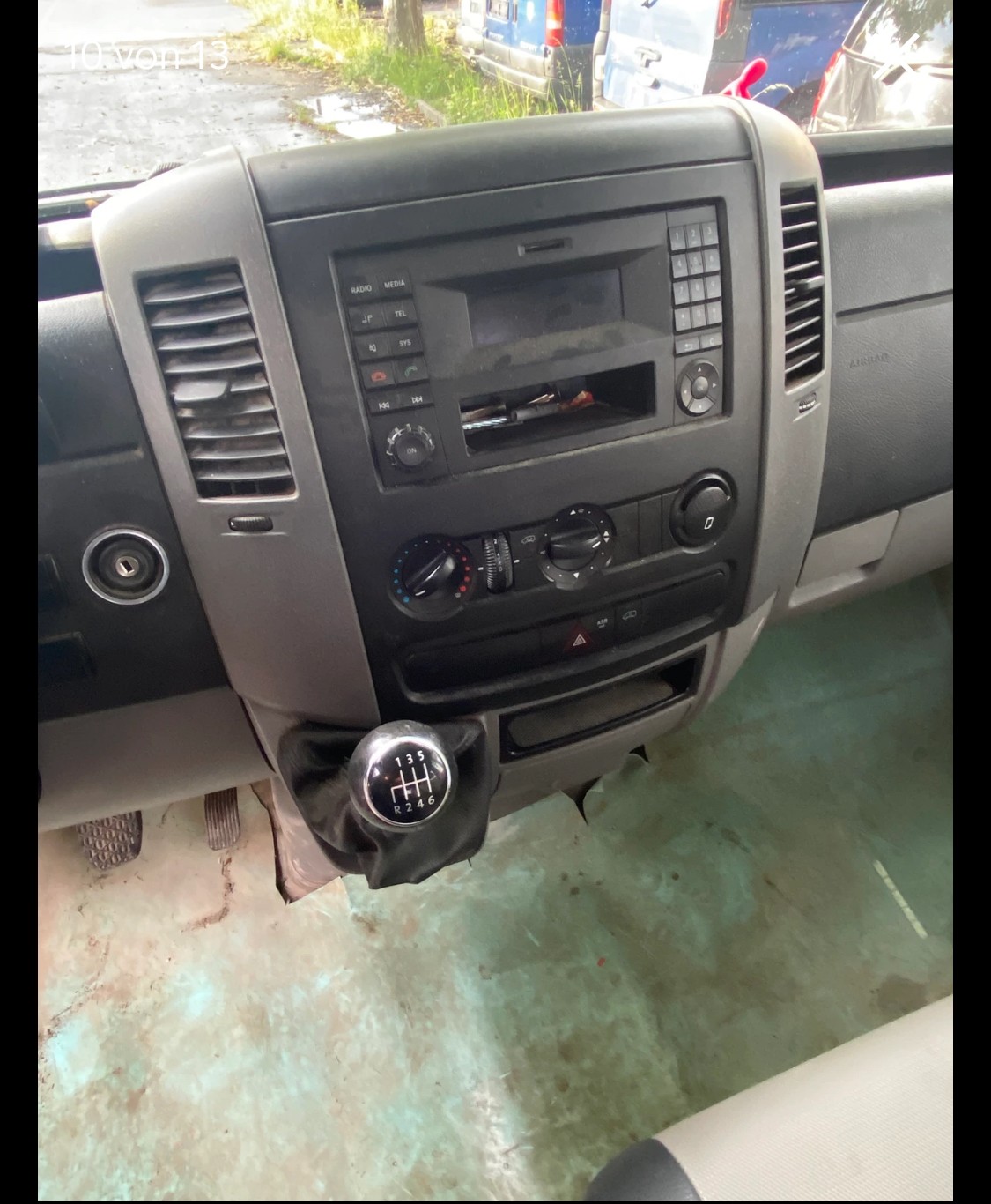 MERCEDES-BENZ Sprinter 515 CDI Standard-image-9