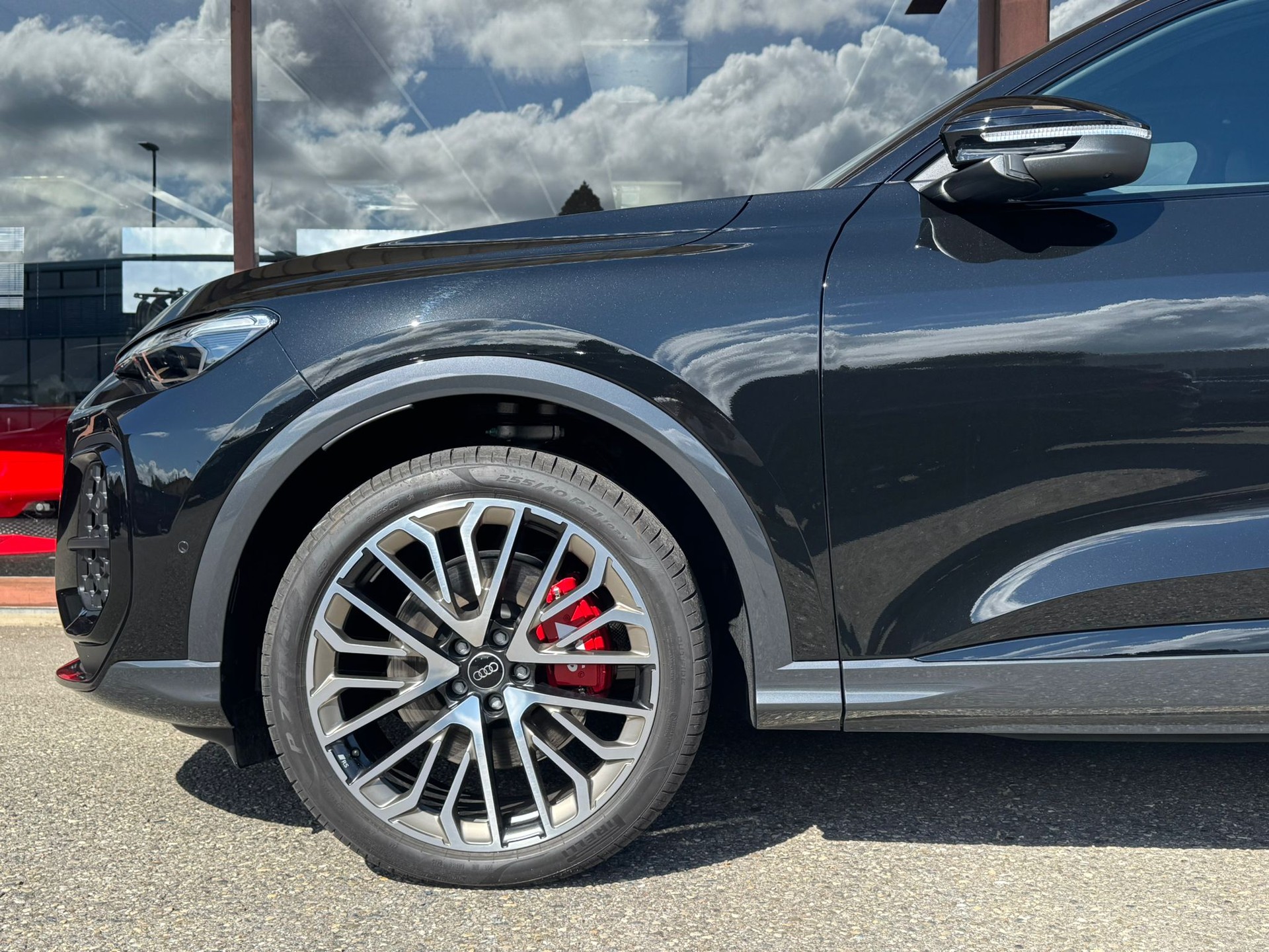AUDI SQ5 TFSI quattro S tronic-image-5