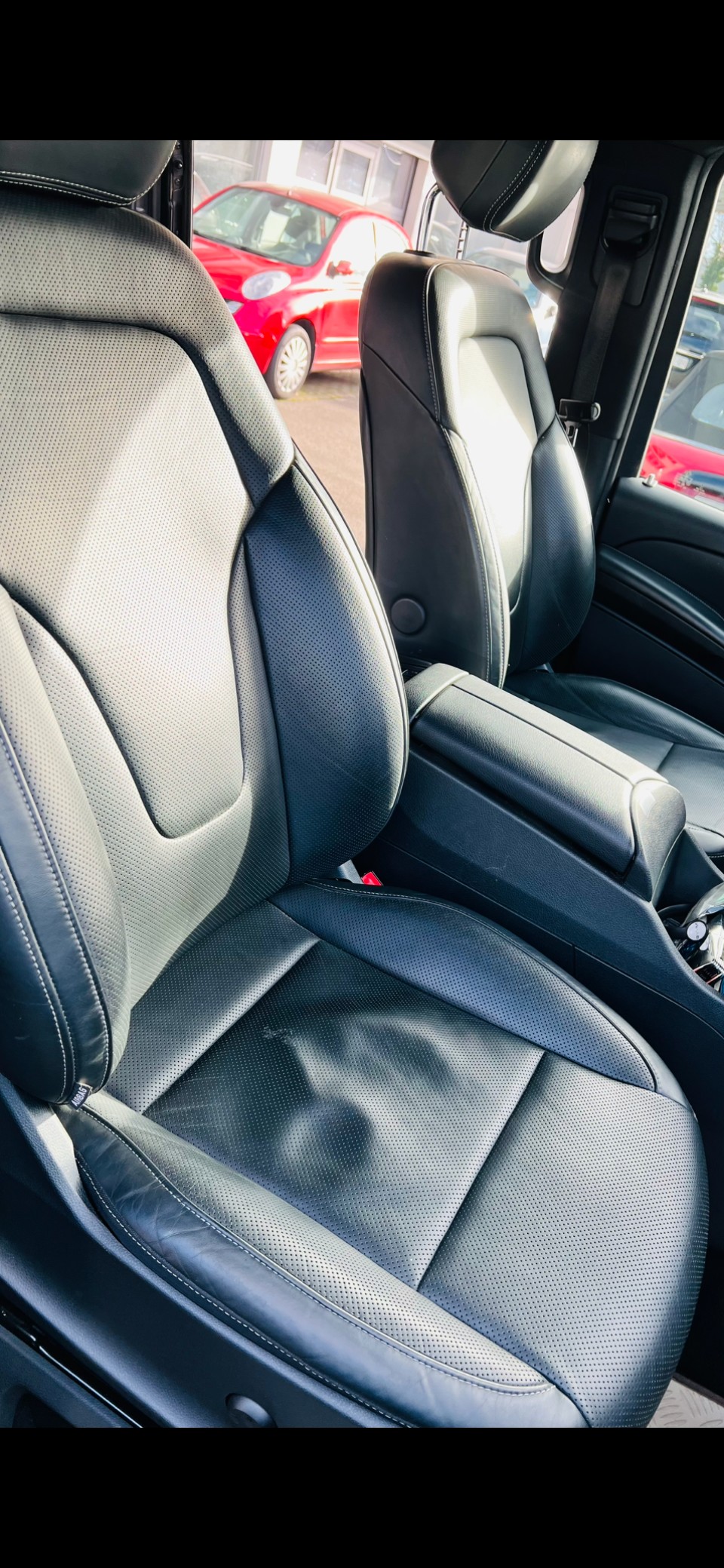 MERCEDES-BENZ V 250 d Exclusive lang 7G-Tronic-image-9