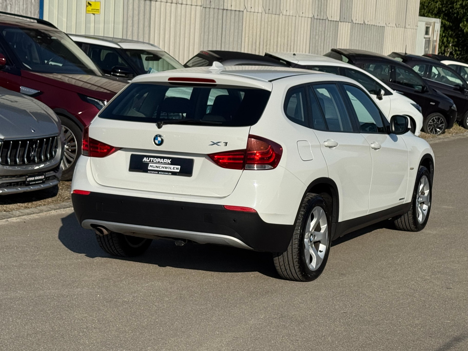 BMW X1 xDrive 18d-image-2