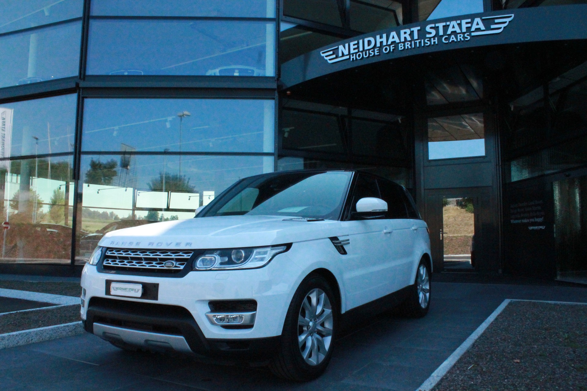 LAND ROVER Range Rover Sport 3.0 SDV6 HSE Automatic-image-0