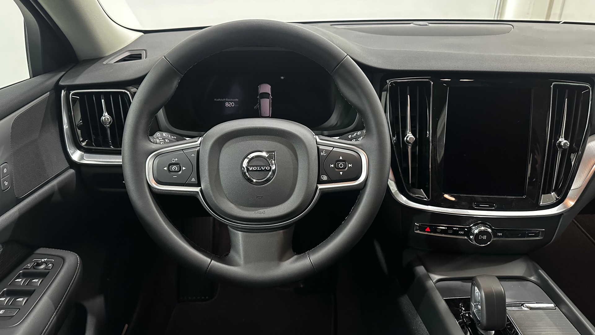 VOLVO V60 2.0 B4 Core-image-12