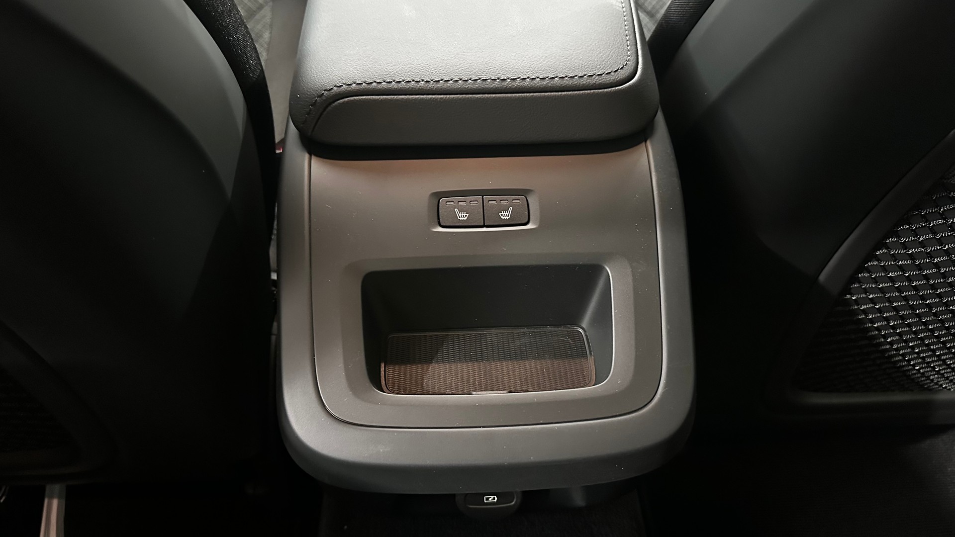 VOLVO V60 2.0 B4 Core-image-13