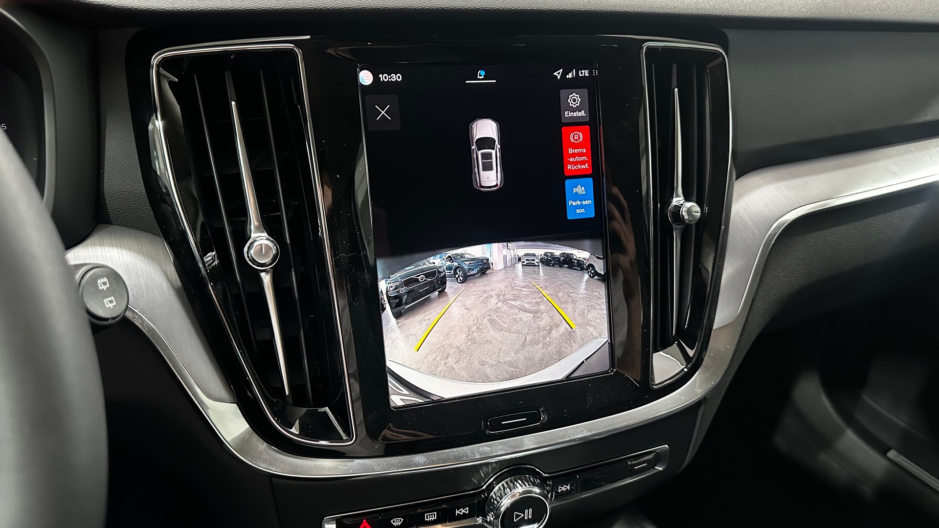 VOLVO V60 2.0 B4 Core-image-8