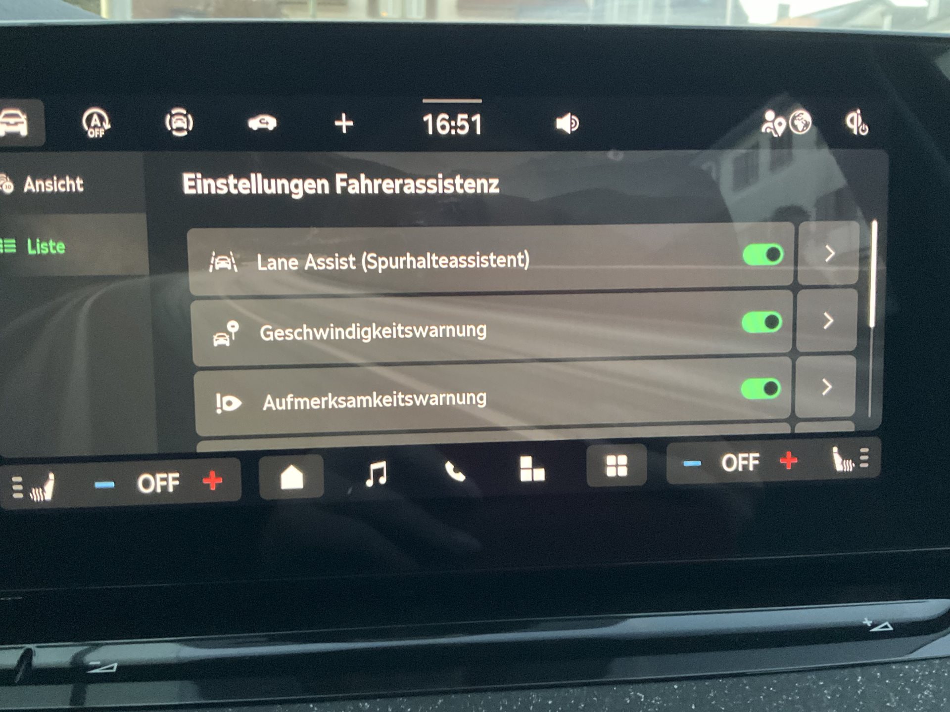 SKODA Octavia Combi 1.5 TSI mHEV 110 kW Selection *** ANHÄNGERKUPPLUNG & PANORAMADACH ***-image-18