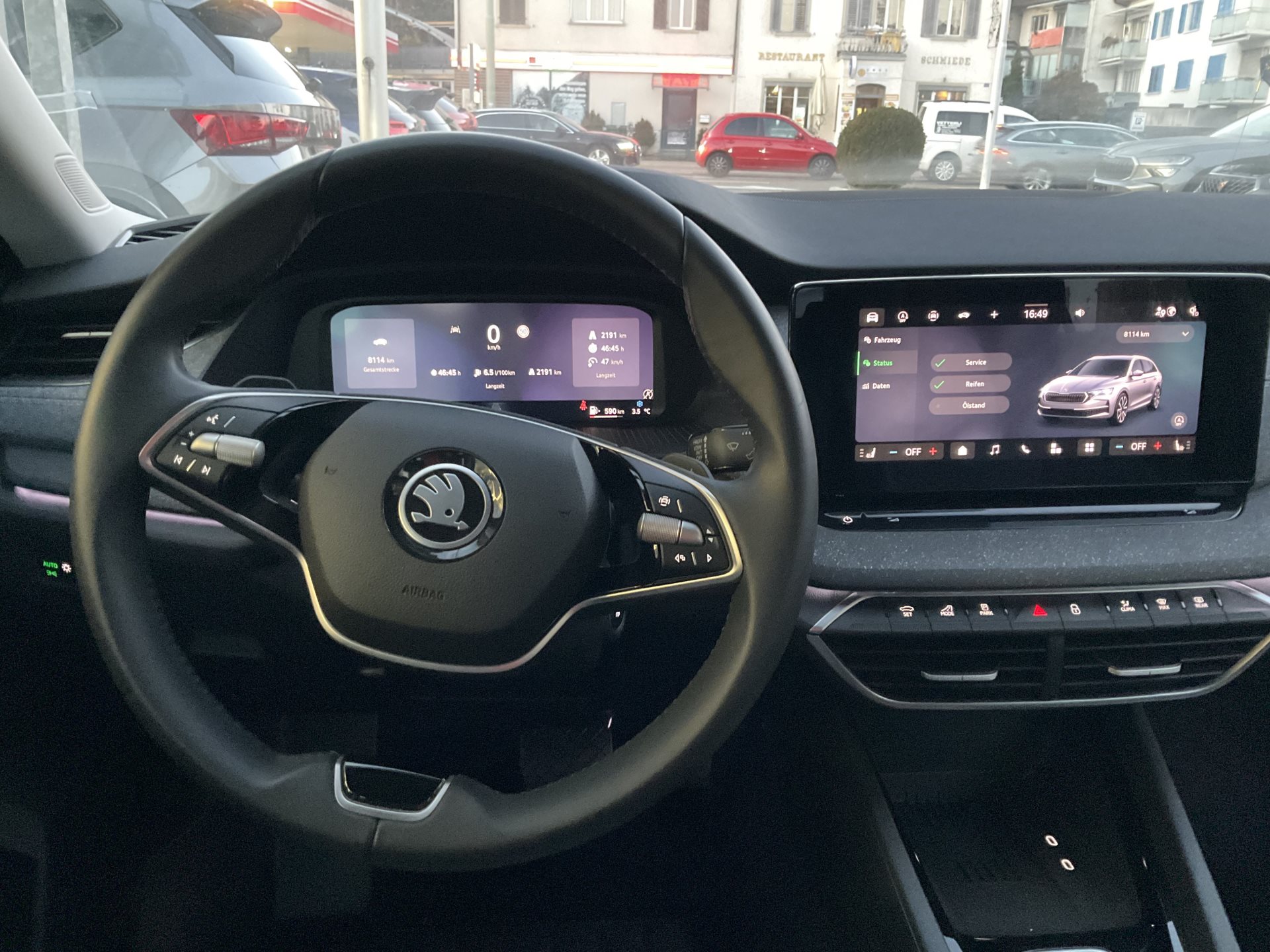 SKODA Octavia Combi 1.5 TSI mHEV 110 kW Selection *** ANHÄNGERKUPPLUNG & PANORAMADACH ***-image-9