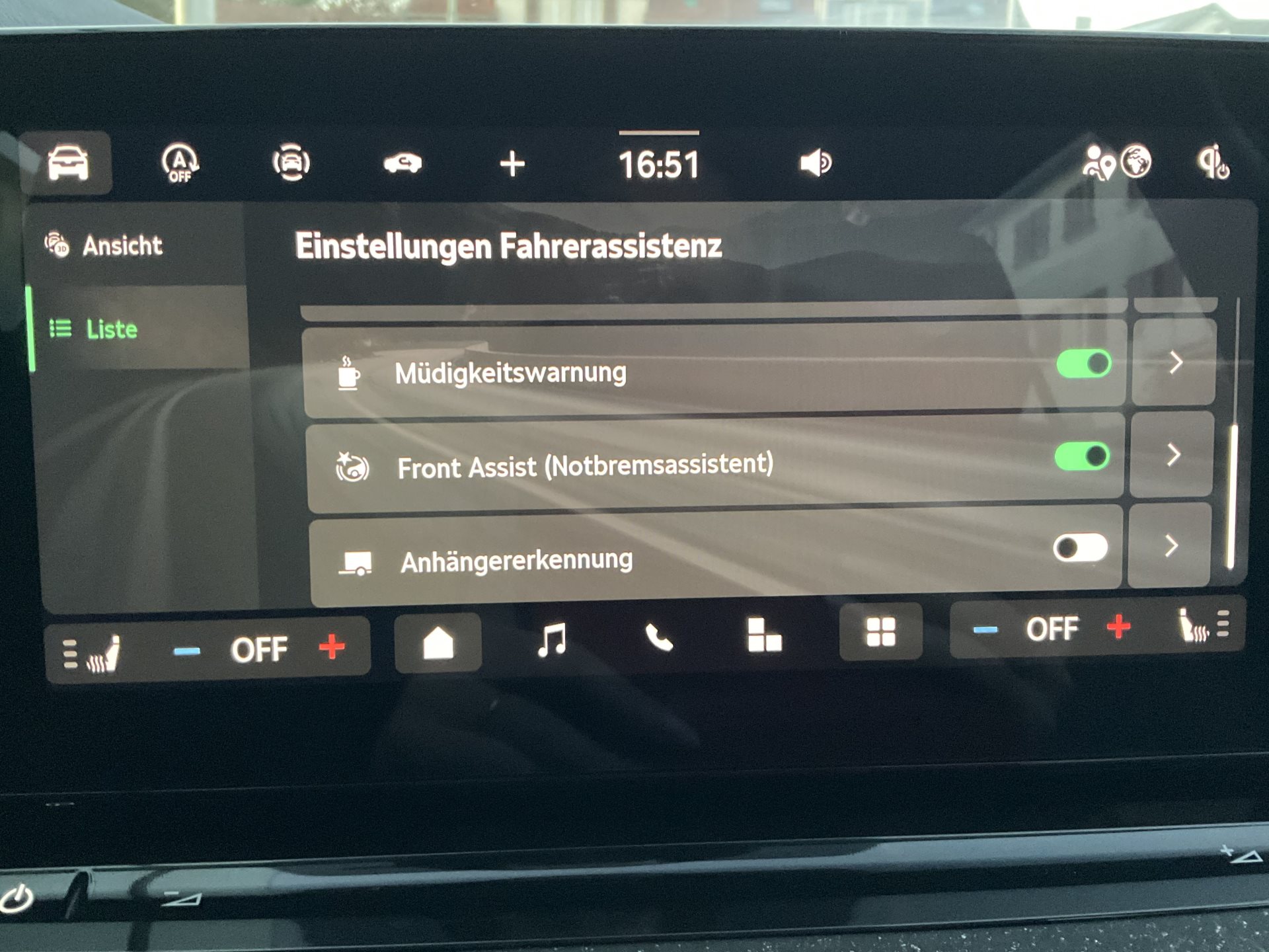 SKODA Octavia Combi 1.5 TSI mHEV 110 kW Selection *** ANHÄNGERKUPPLUNG & PANORAMADACH ***-image-19