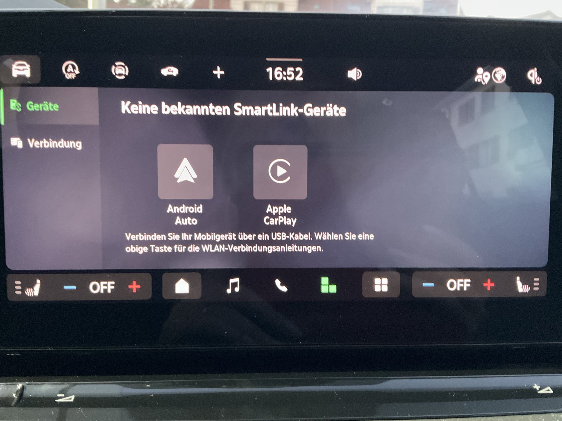 SKODA Octavia Combi 1.5 TSI mHEV 110 kW Selection *** ANHÄNGERKUPPLUNG & PANORAMADACH ***-image-14