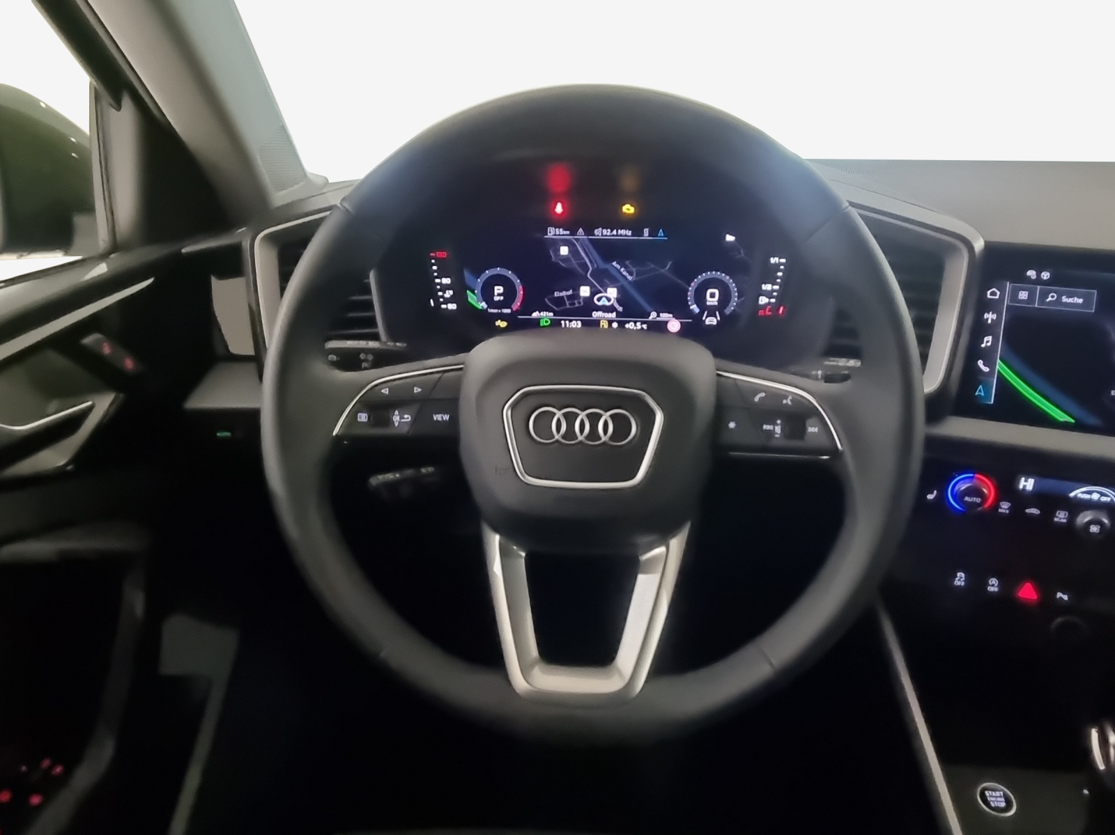 AUDI A1 allstreet 30 TFSI S-tronic-image-9
