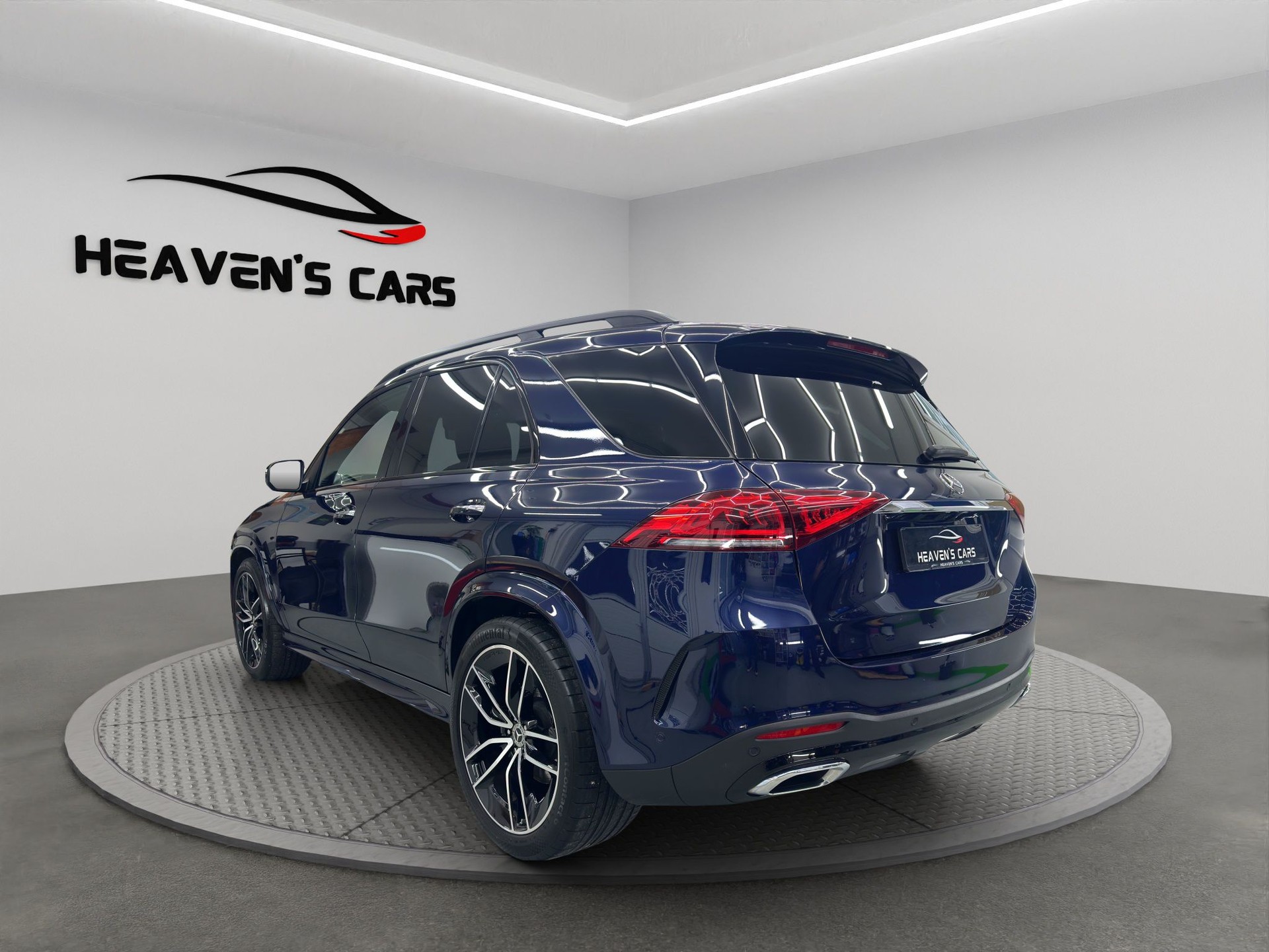 MERCEDES-BENZ GLE 400 d 4Matic AMG Line 9G-Tronic-showroom-element-3