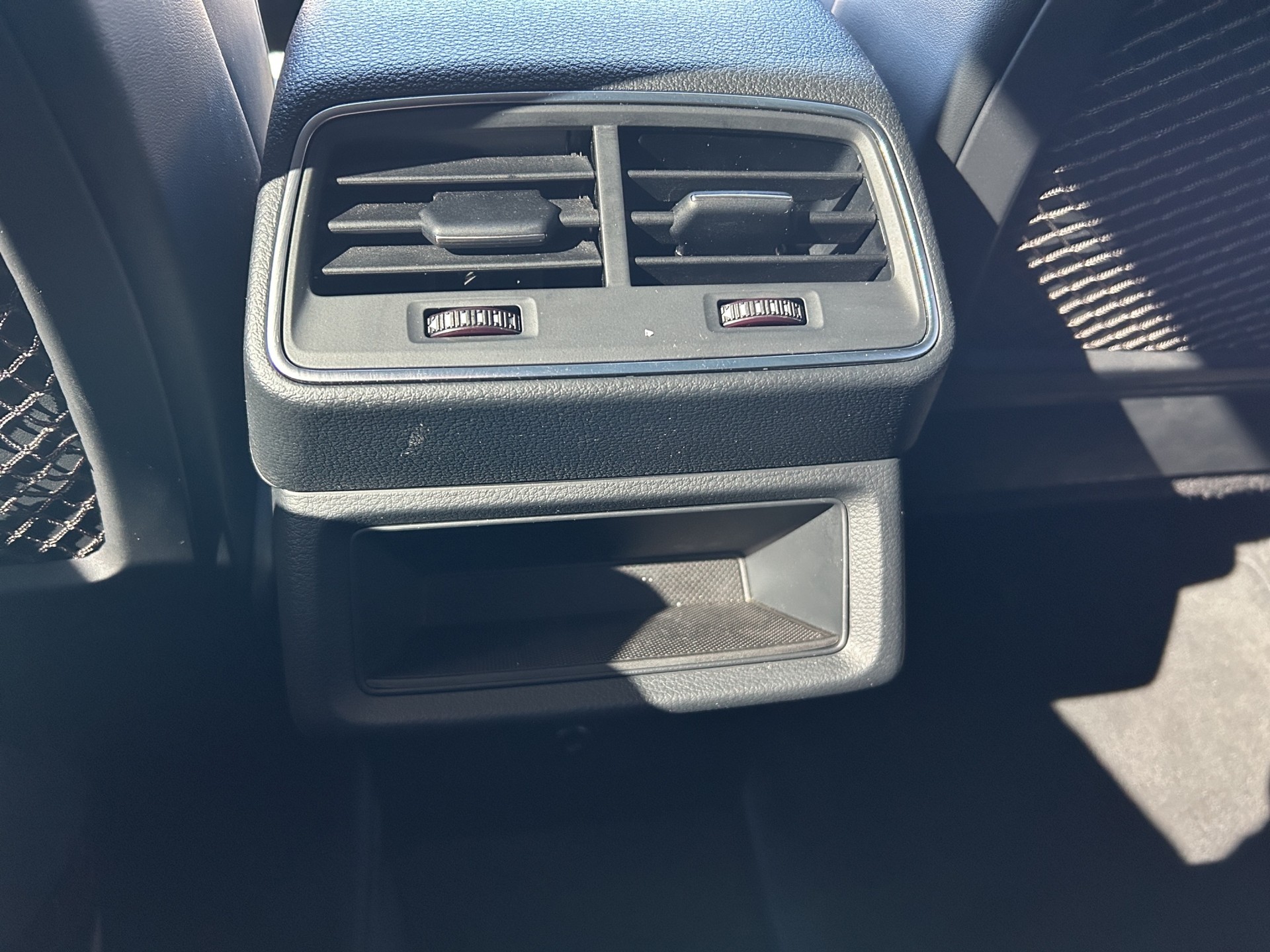 AUDI e-tron 50 Advanced quattro-image-14