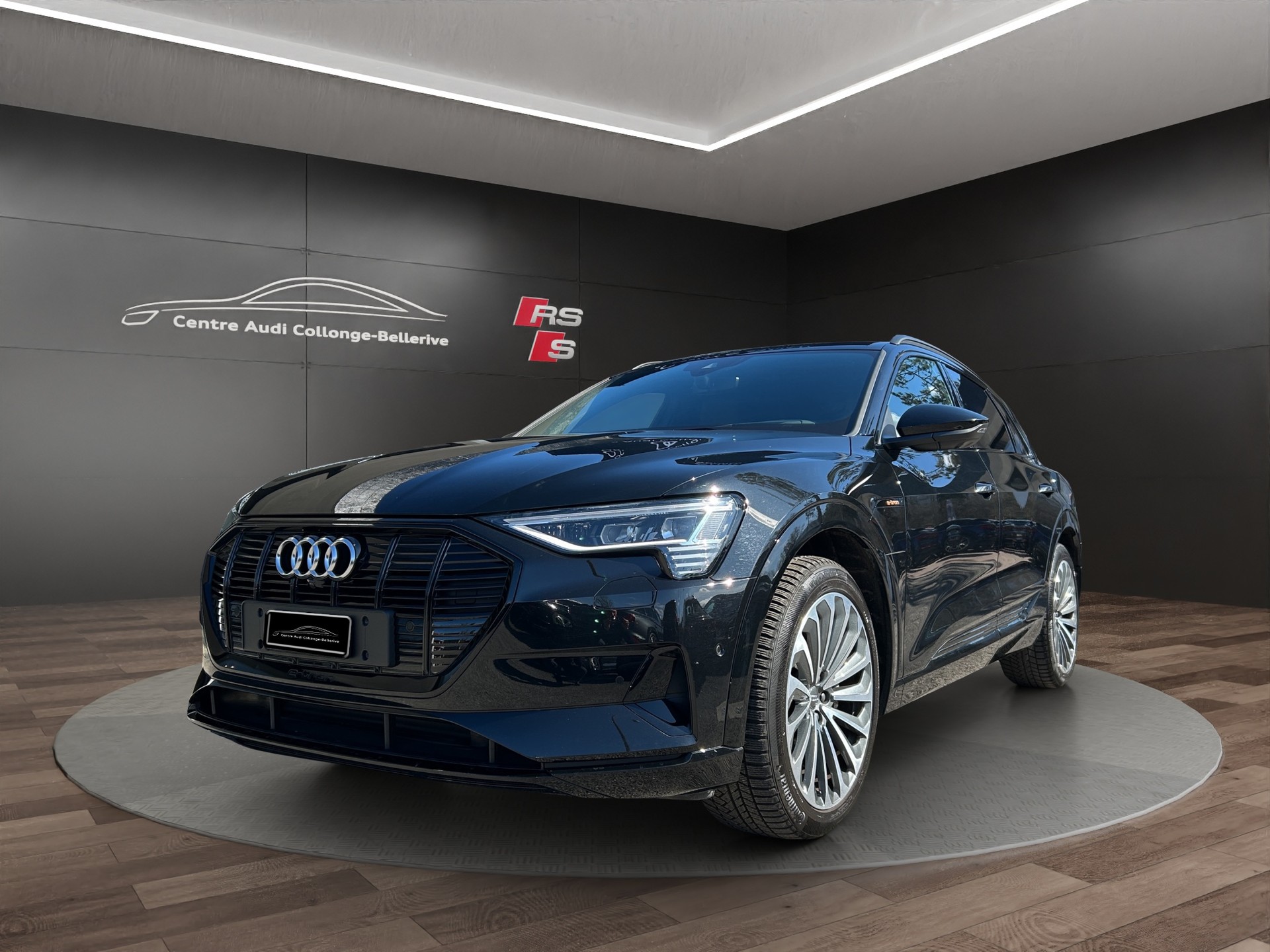 AUDI e-tron 50 Advanced quattro-image-0