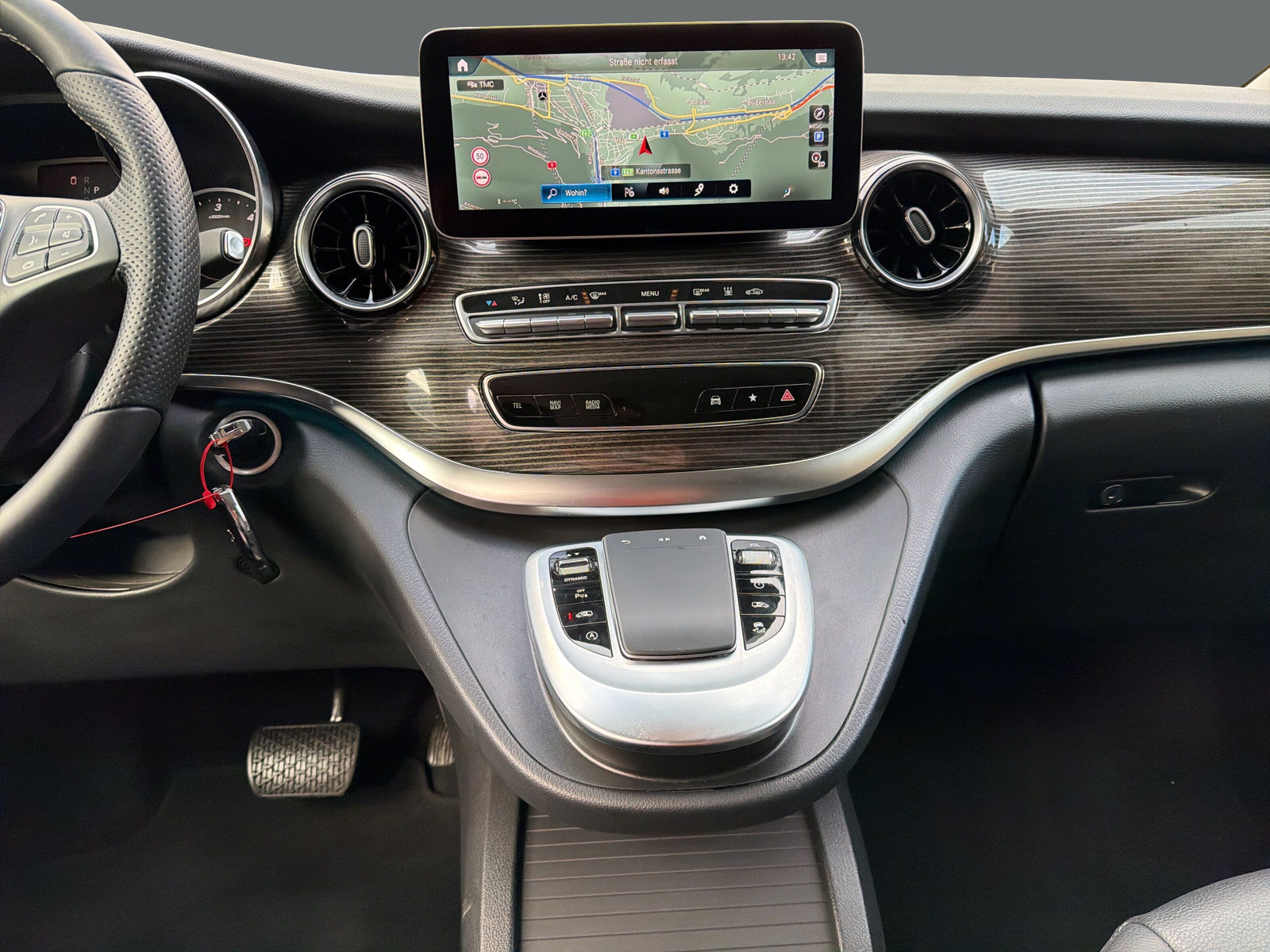 MERCEDES-BENZ V 250 d Avantgarde L 4M-image-14
