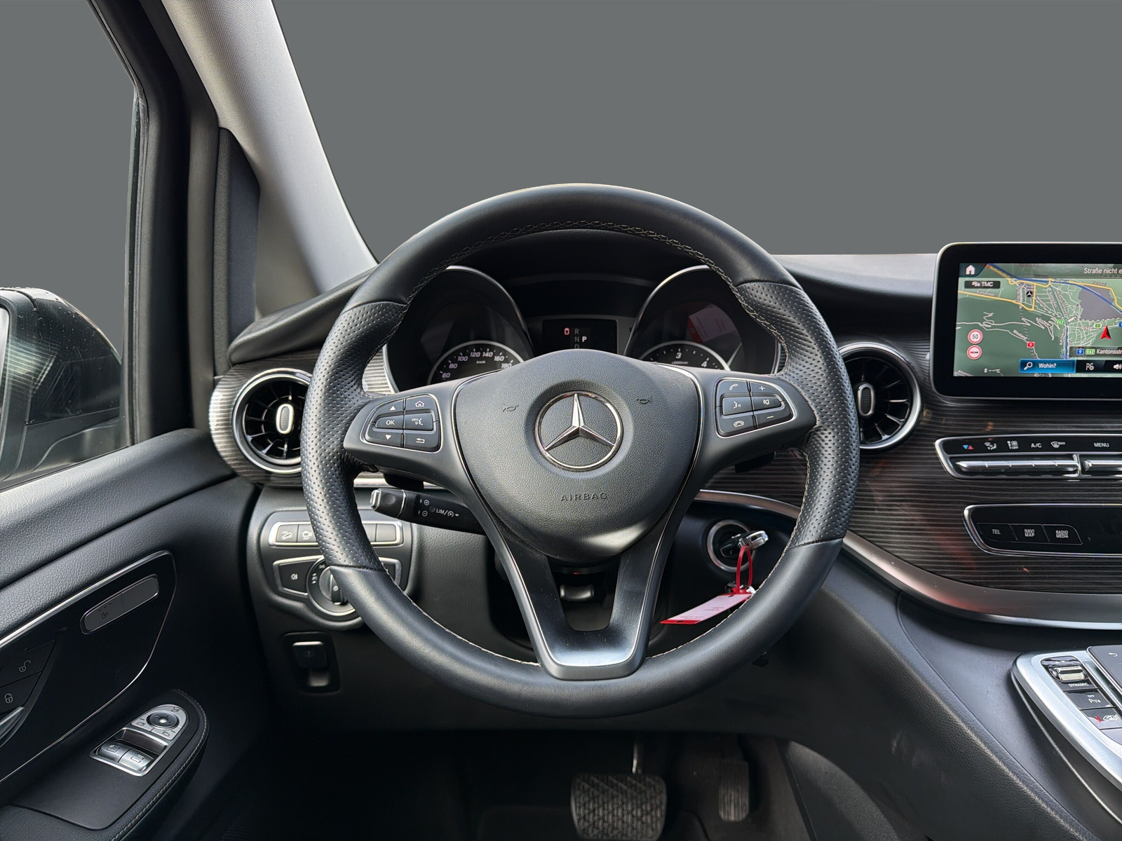 MERCEDES-BENZ V 250 d Avantgarde L 4M-image-9