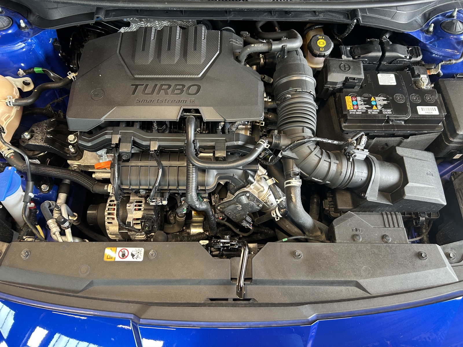 HYUNDAI i20 1.0 T-GDi Amplia-image-14