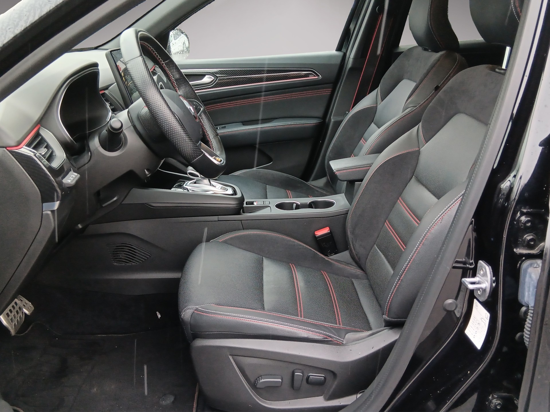 RENAULT Arkana 1.6 E-Tech R.S.Line-image-7