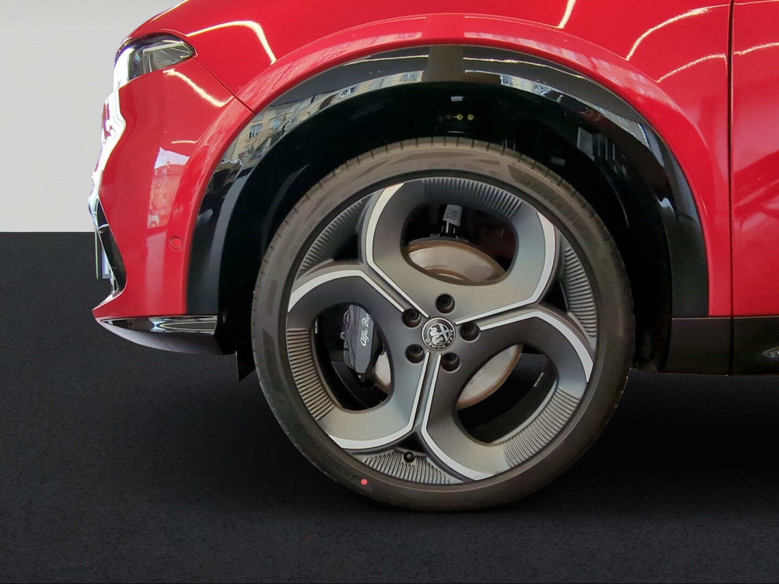 ALFA ROMEO Tonale 1.3 Plug-in-Hybrid Q4 Sport Speciale Launch-image-3
