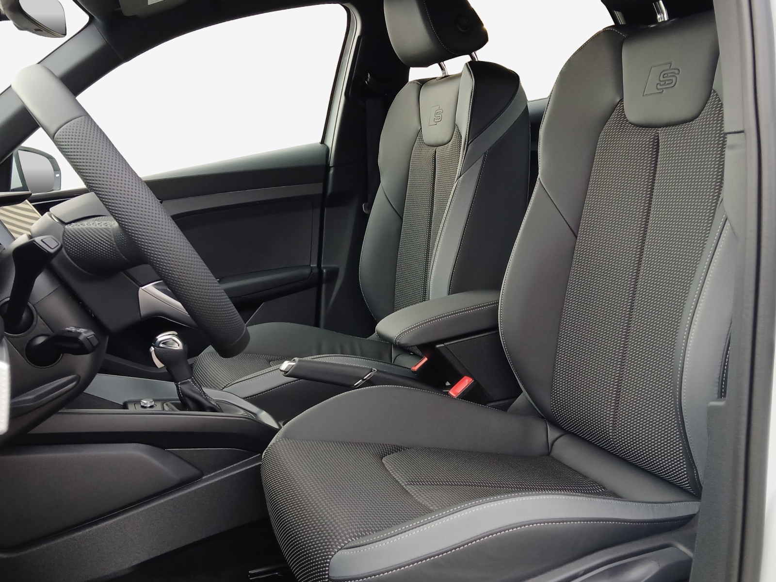 AUDI A1 Sportback 30 TFSI S-tronic-image-7