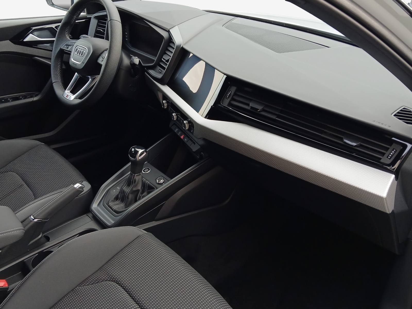 AUDI A1 Sportback 30 TFSI S-tronic-image-13