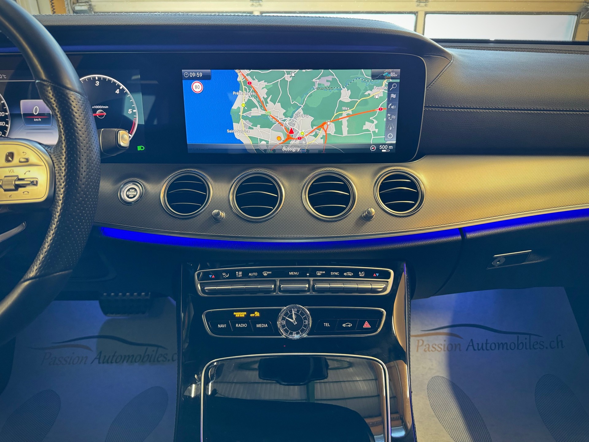 MERCEDES-BENZ E 220 d AMG Line 4Matic 9G-Tronic - Véhicule Suisse (CH)-image-10