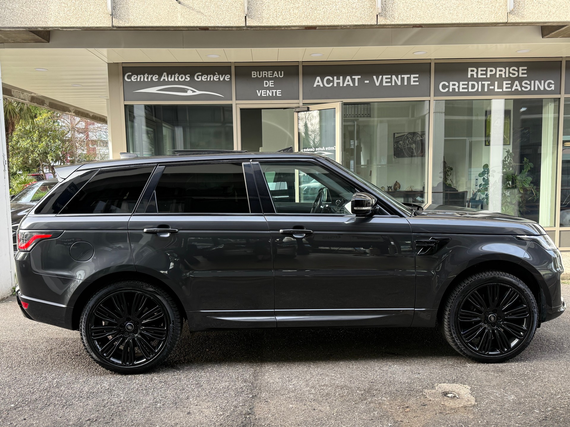 LAND ROVER Range Rover Sport 5.0 V8 S/C HSE Dynamic Automatic-image-6