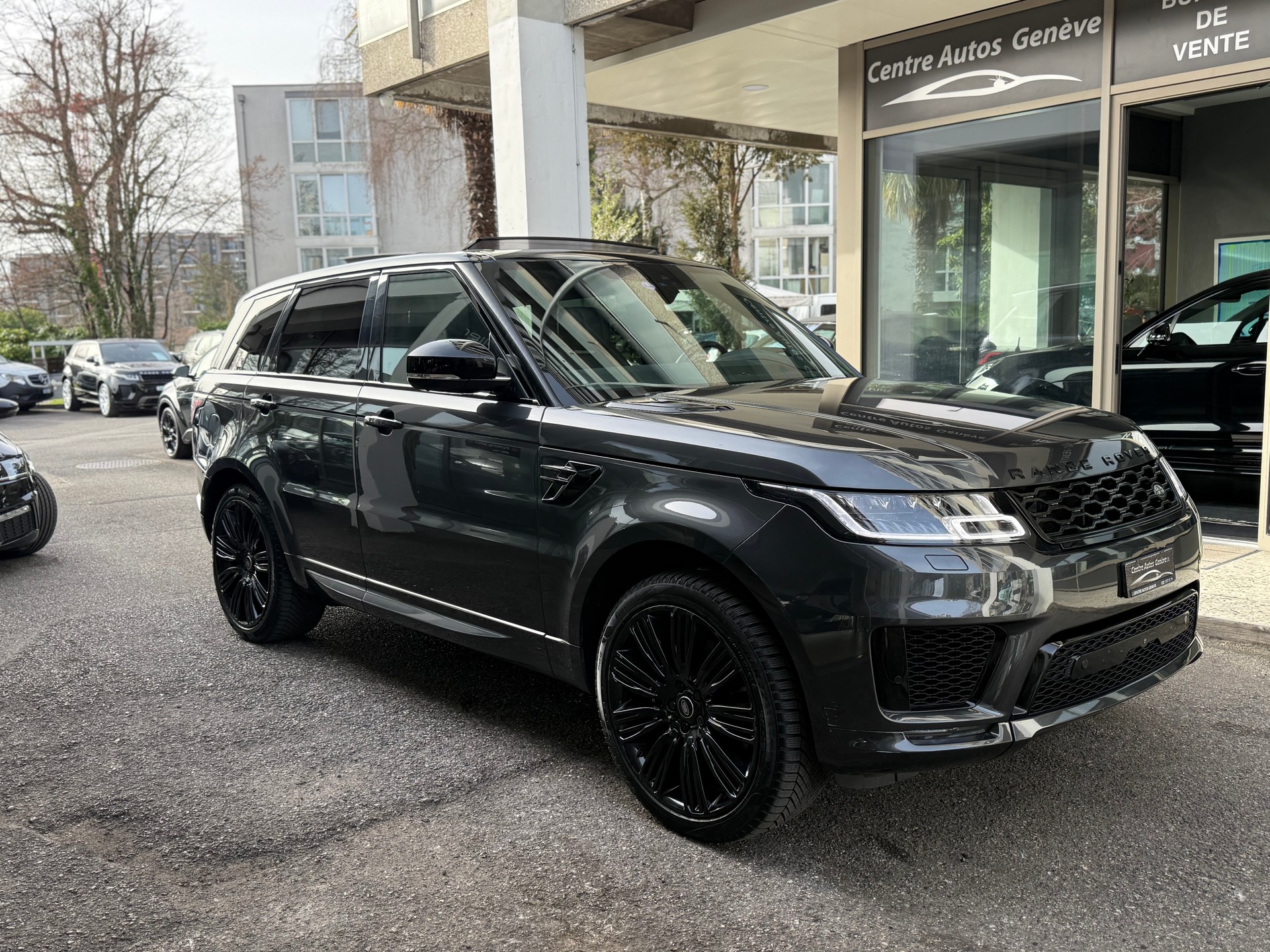 LAND ROVER Range Rover Sport 5.0 V8 S/C HSE Dynamic Automatic-image-1