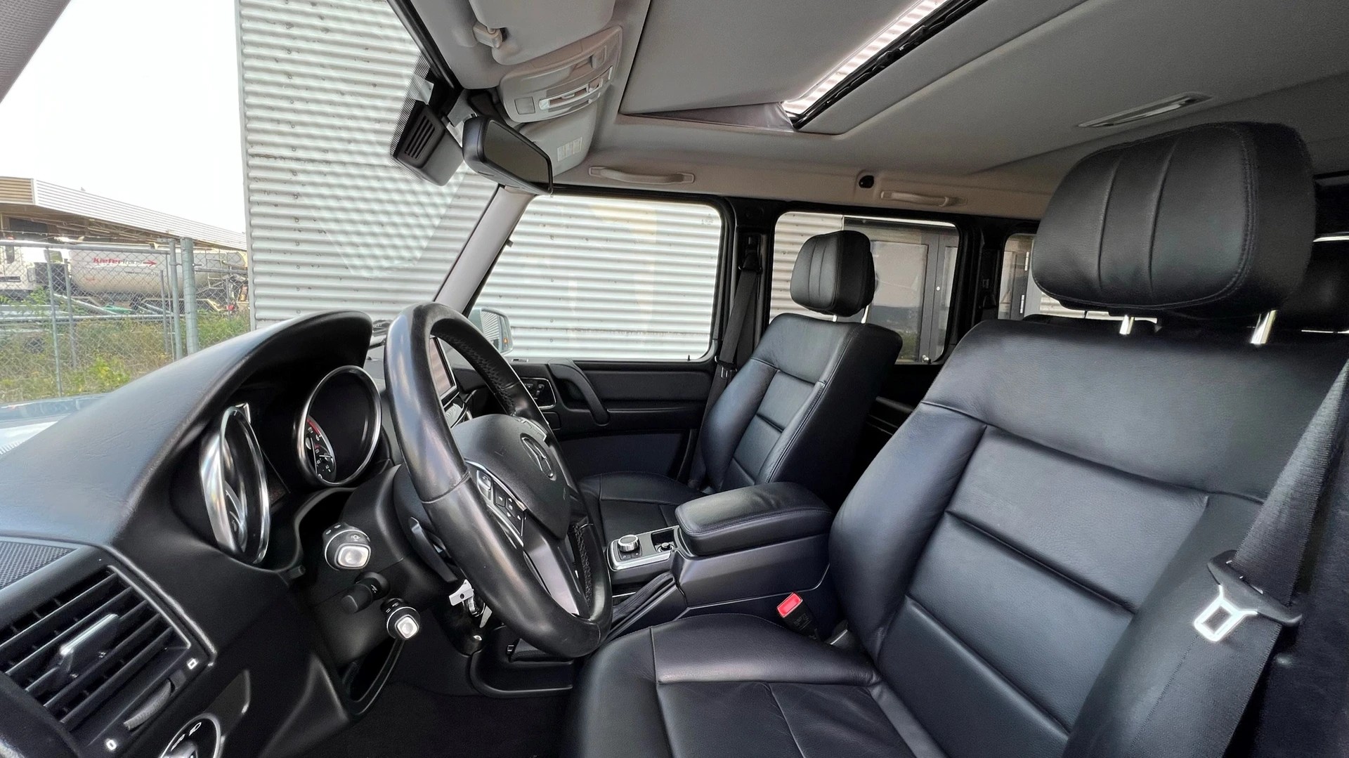 MERCEDES-BENZ G 350 BLUETEC 7G-TRONIC SPORT l 211 PS-image-23