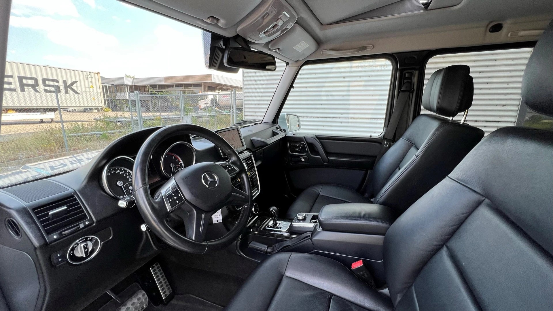 MERCEDES-BENZ G 350 BLUETEC 7G-TRONIC SPORT l 211 PS-image-21