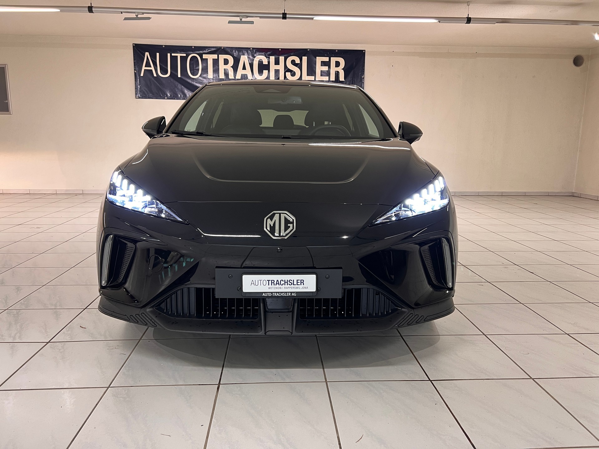 MG 4 EV 64kWh Xpower AWD-image-1