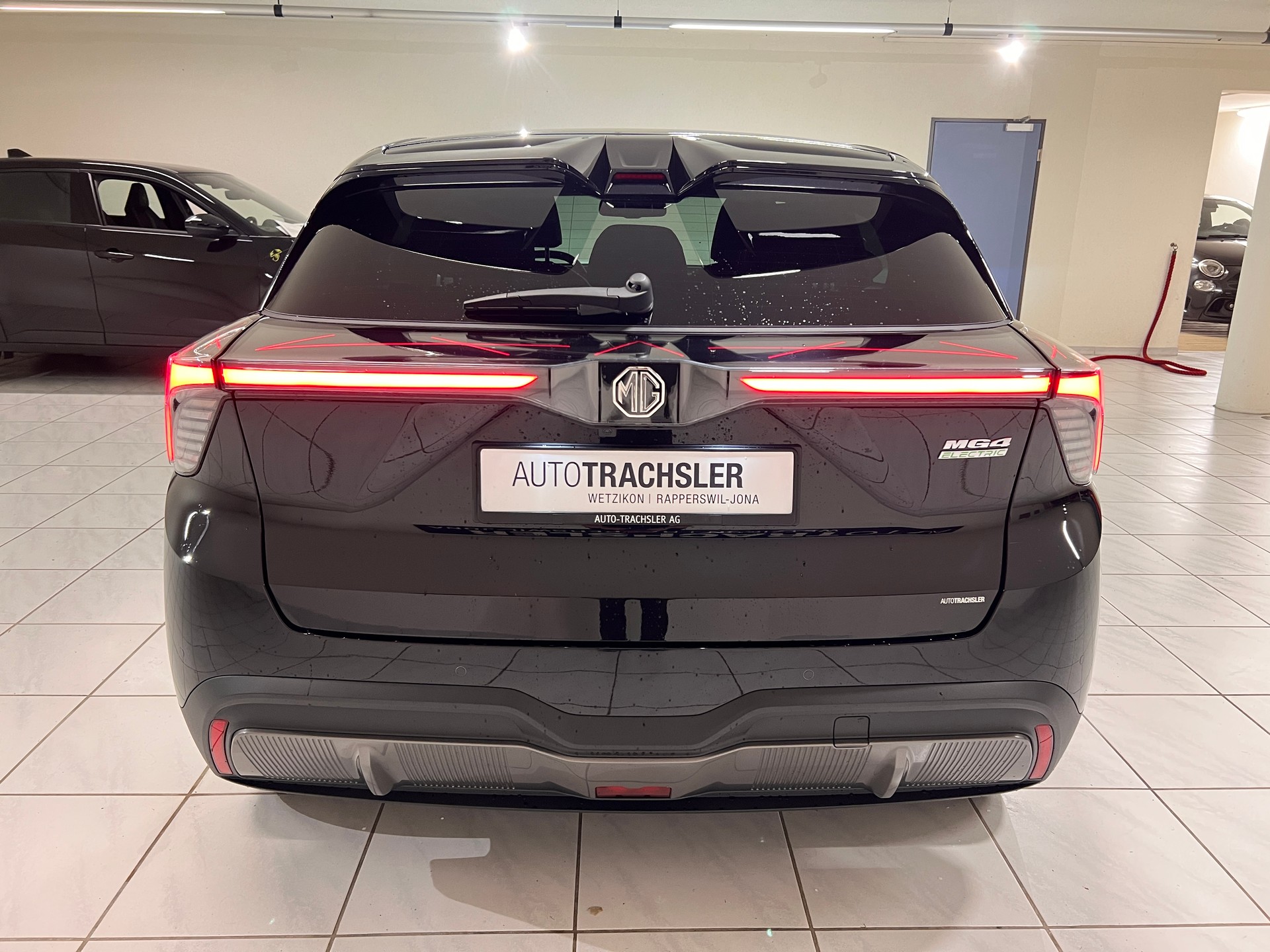 MG 4 EV 64kWh Xpower AWD-image-4
