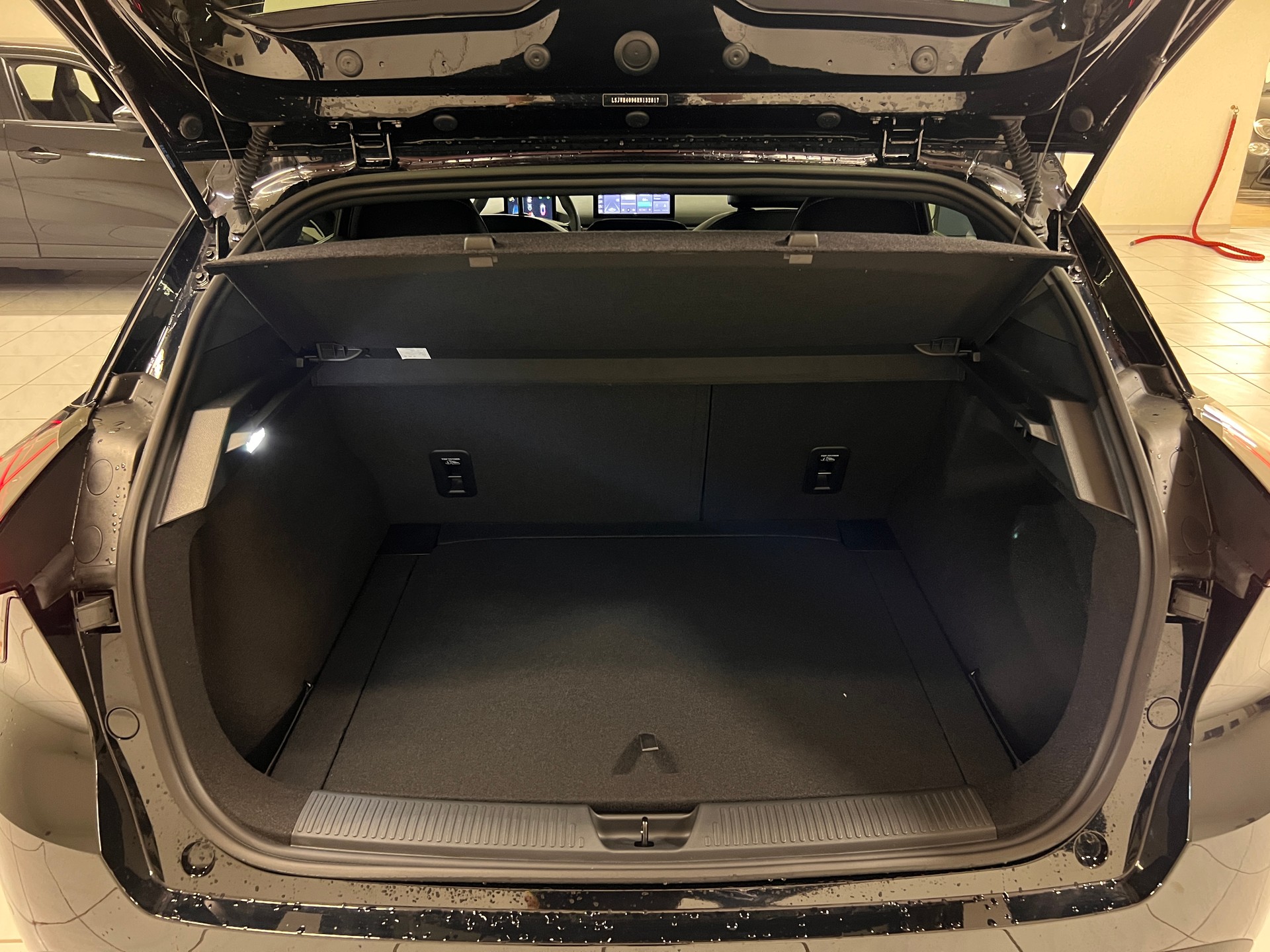 MG 4 EV 64kWh Xpower AWD-image-6
