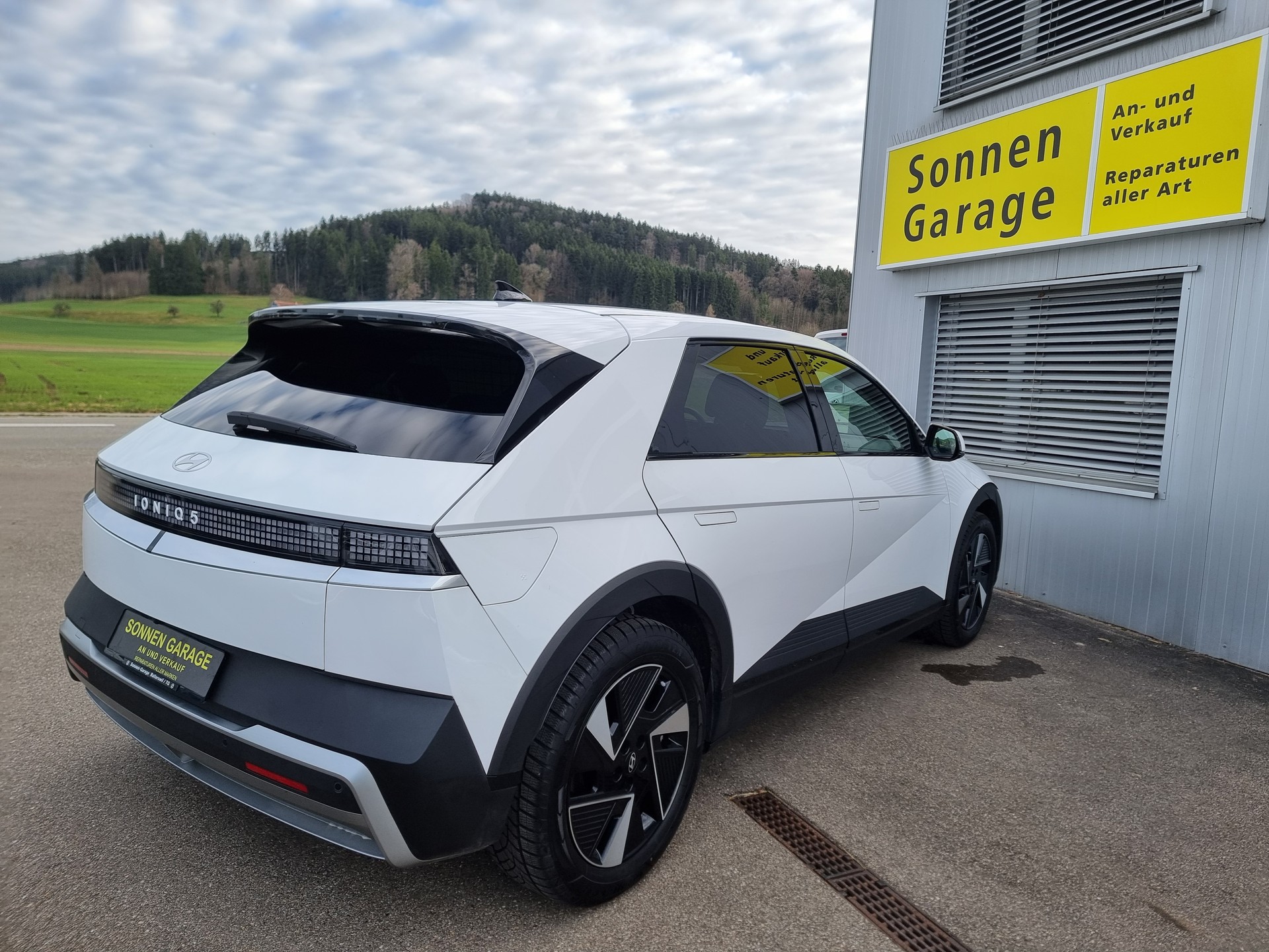 HYUNDAI Ioniq 5 84kWh Amplia 2WD-image-14