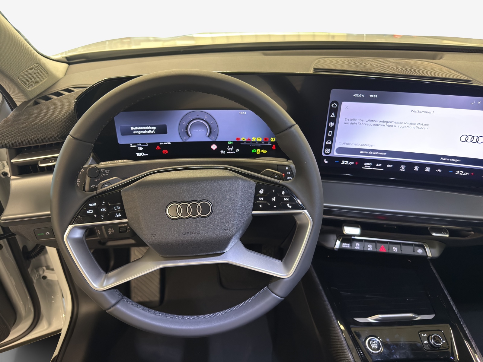 AUDI Q3 SUV 110 kW TFSI S tronic-image-9