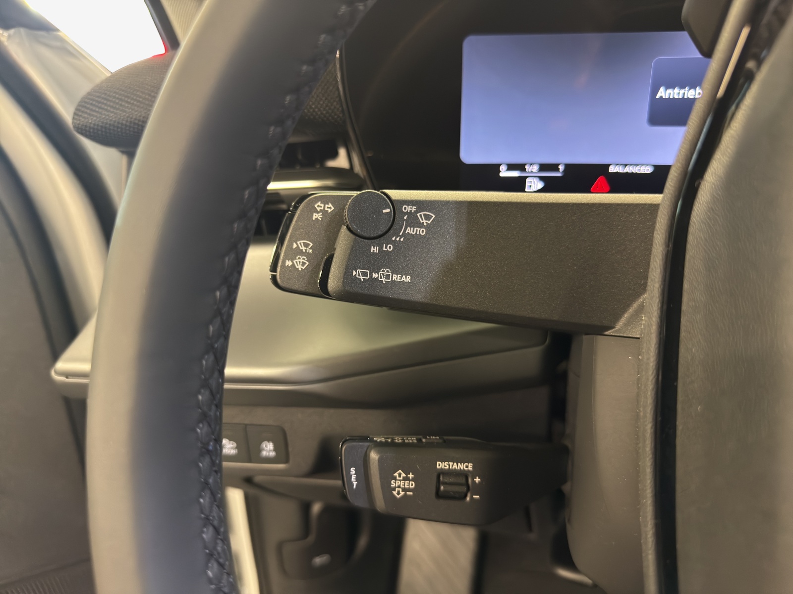AUDI Q3 SUV 110 kW TFSI S tronic-image-14