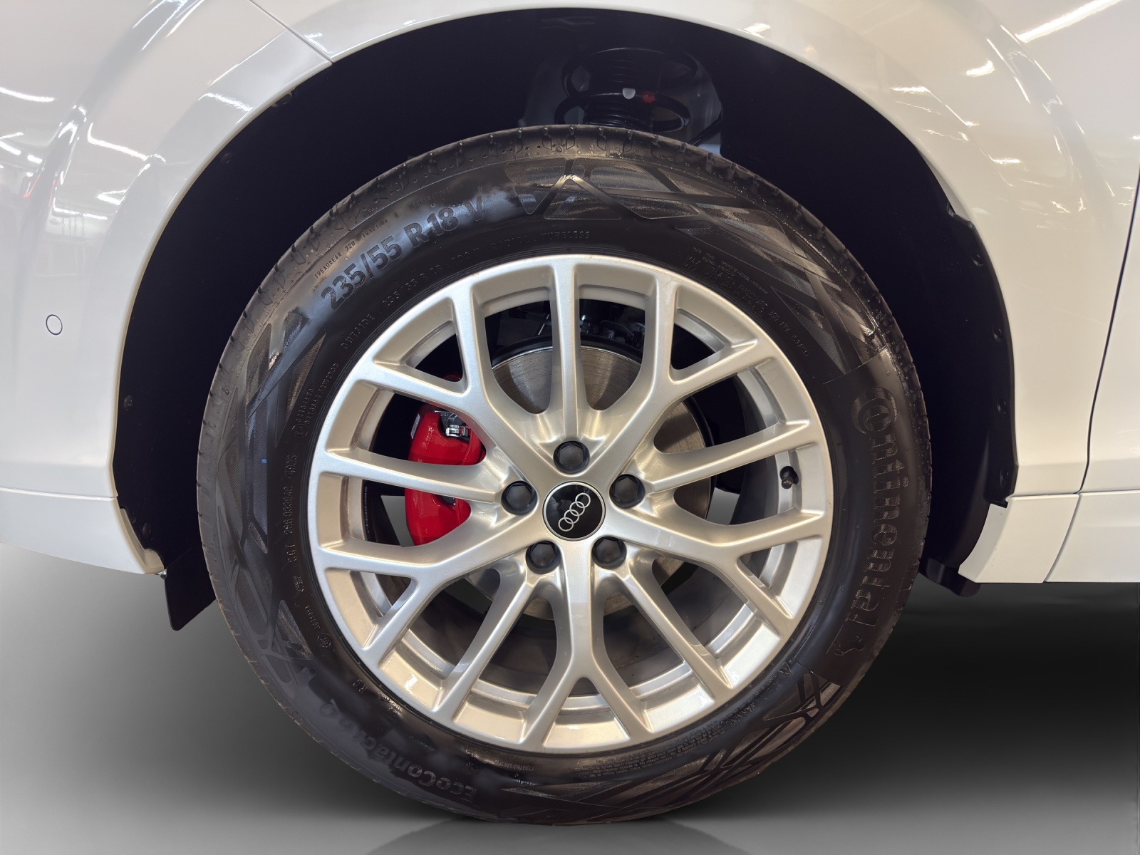 AUDI Q3 SUV 110 kW TFSI S tronic-image-12
