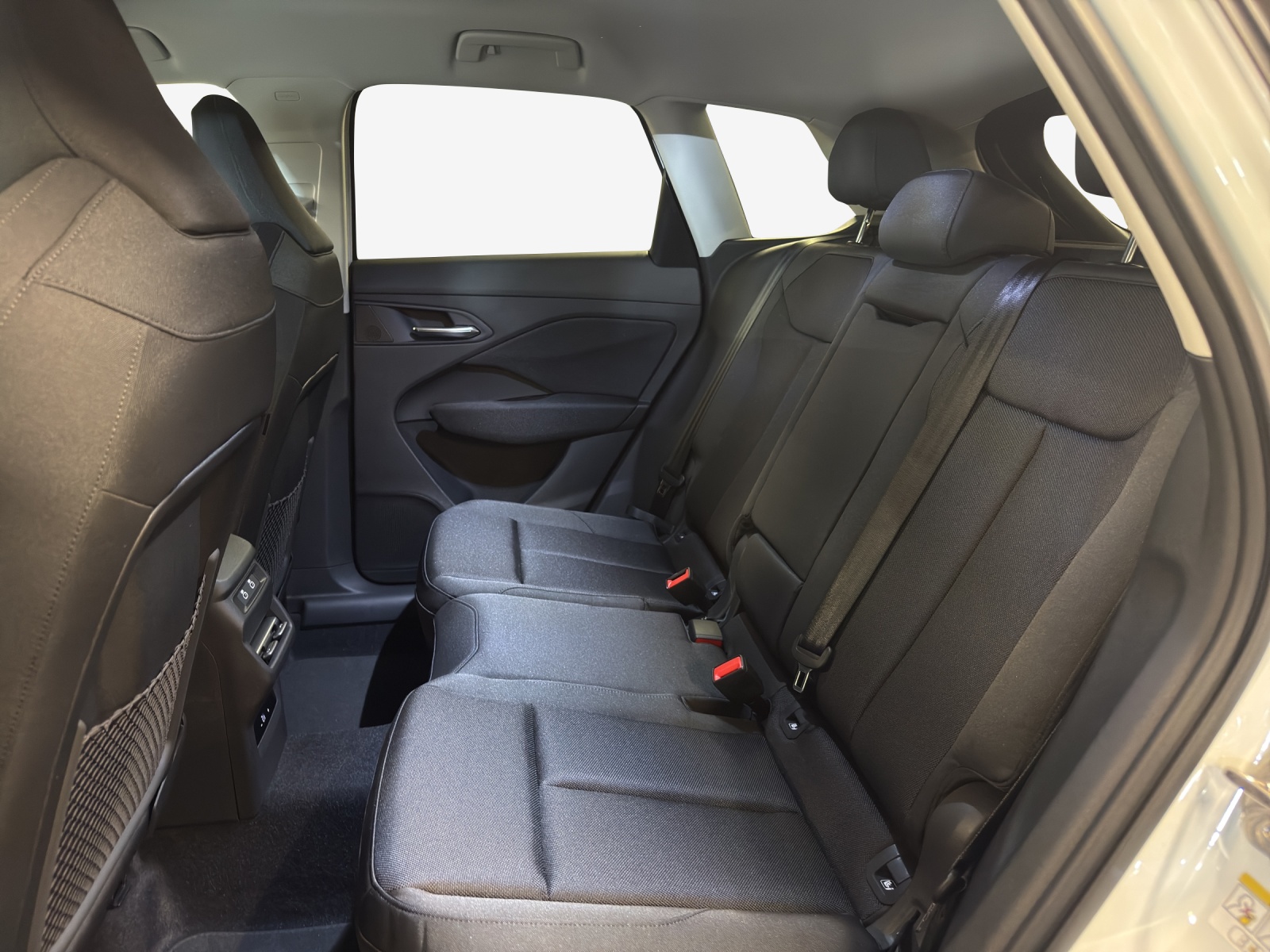 AUDI Q3 SUV 110 kW TFSI S tronic-image-10