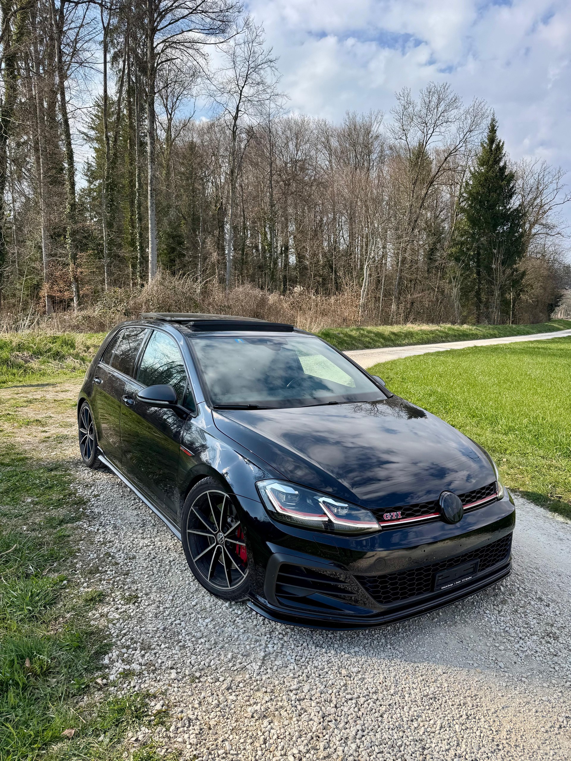 VW Golf 2.0 TSI GTI TCR DSG-image-1